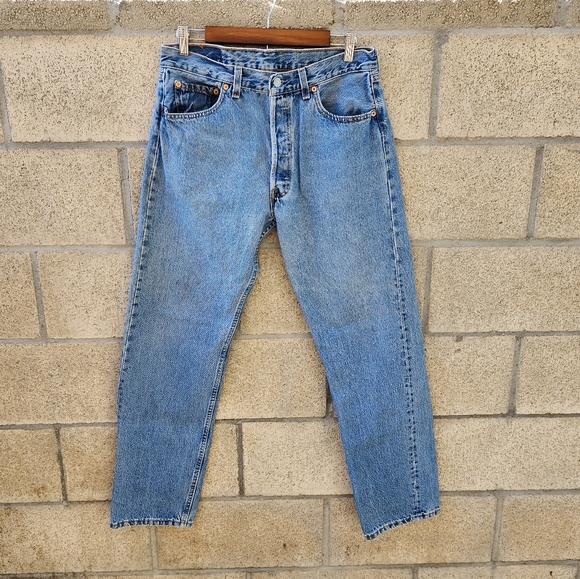 Levi's Other - Levis 501 Made In The USA Light Blue Wash Jeans Mens Size 34